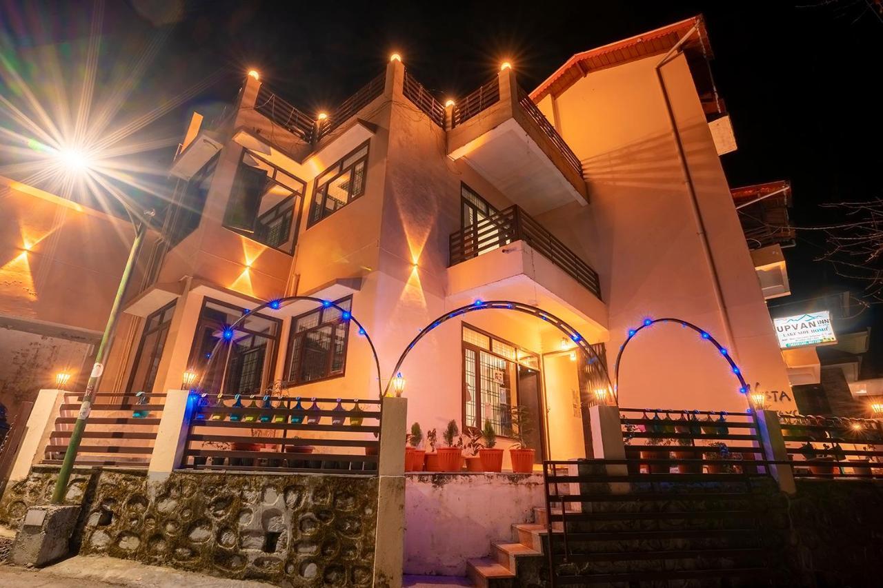 Lake Side Upvan Inn Бхимтал Экстерьер фото
