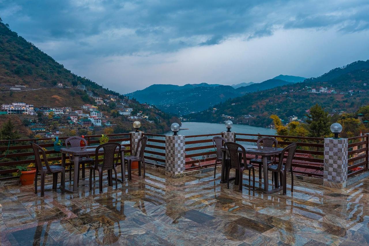 Lake Side Upvan Inn Бхимтал Экстерьер фото
